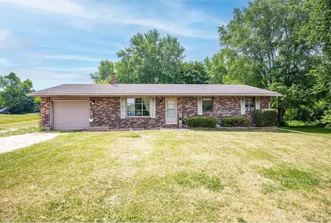8704 Greenbush Rd, Somerville, OH 45064