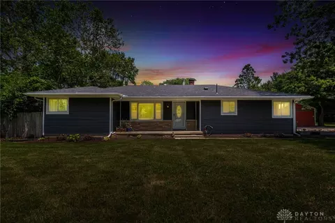 3190 N Diamond Mill Rd, Dayton, OH 45426
