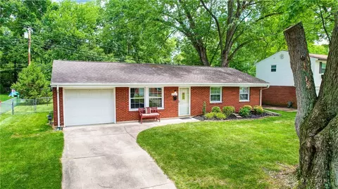 269 Upper Hillside Dr, Bellbrook, OH 45305