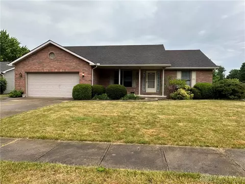 100 Megan Trl, Lewisburg, OH 45338