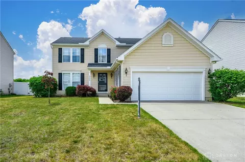 5349 Wood Dale Dr, Dayton, OH 45414