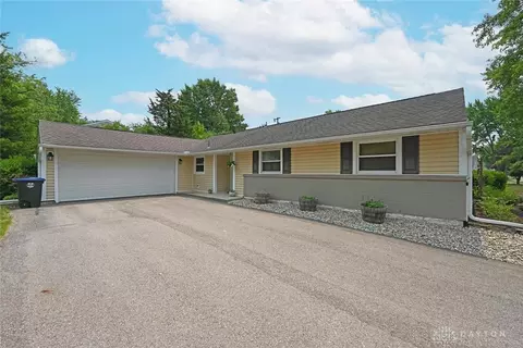 126 Gershwin Dr, Centerville, OH 45458 photo 5