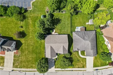 1045 Hickory Trl, Wilmington, OH 45177 photo 40