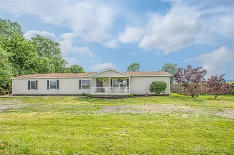 3578 Us Route 35, Eaton, OH 45320