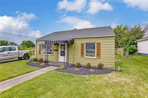 1804 Beacon St, Springfield, OH 45505
