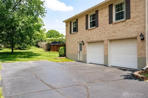 5301 Rahndale Pl, Kettering, OH 45429 photo 5