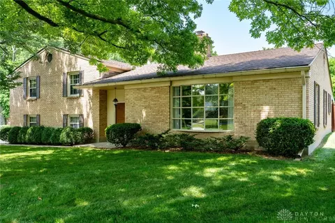 5301 Rahndale Pl, Kettering, OH 45429 photo 4