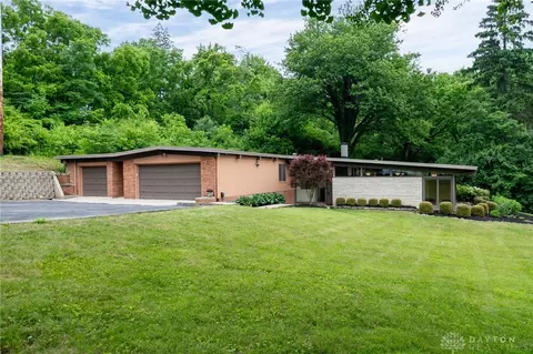 6633 Mcewen Rd, Dayton, OH 45459