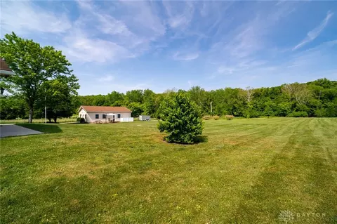 2157 Schnebly Rd, Spring Valley, OH 45370 photo 5