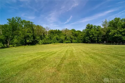 2157 Schnebly Rd, Spring Valley, OH 45370 photo 6