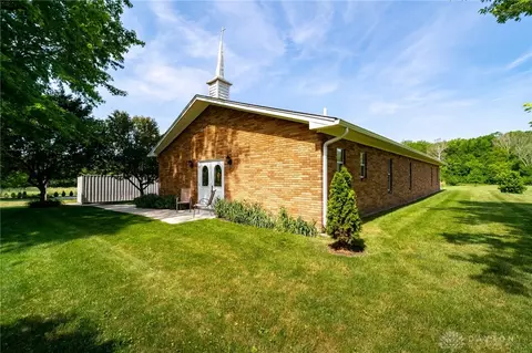 2157 Schnebly Rd, Spring Valley, OH 45370 photo 4