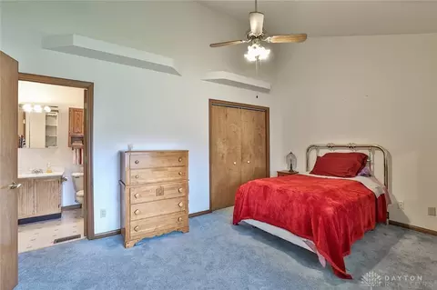 1820 Berwick Dr, Springfield, OH 45503 photo 27