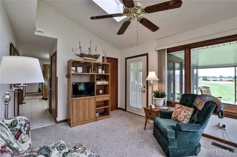 1820 Berwick Dr, Springfield, OH 45503 photo 9