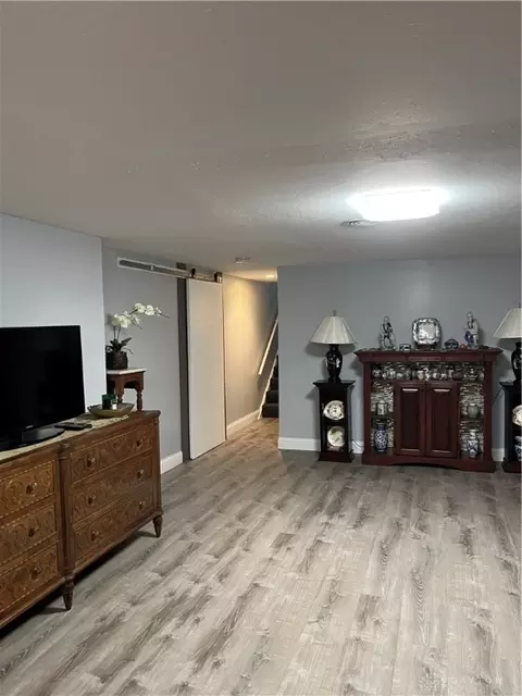 118 Castle Dr, Kettering, OH 45429 photo 25