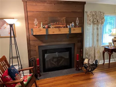 118 Castle Dr, Kettering, OH 45429 photo 3