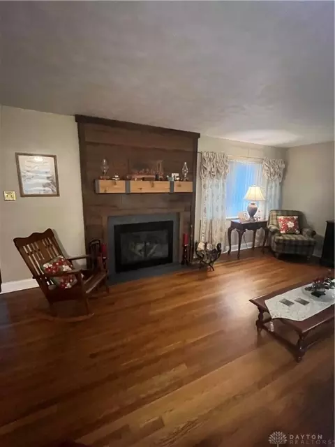 118 Castle Dr, Kettering, OH 45429 photo 4