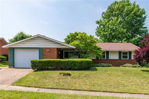 6214 Leawood Dr, Dayton, OH 45424