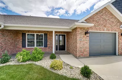 1165 Waterloo St, Troy, OH 45373