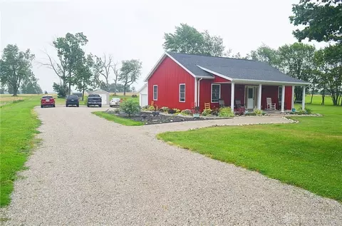 8116 Selma Rd, South Charleston, OH 45368