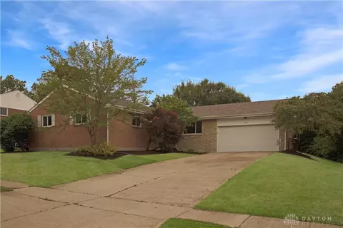 3221 Carrier Ave, Kettering, OH 45429