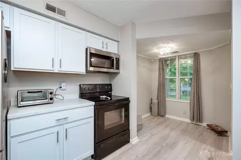 260 Queens Xing, Dayton, OH 45458 photo 15