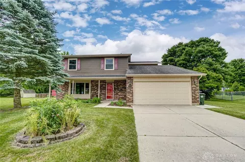 946 Wenlock Ct, Fairborn, OH 45324