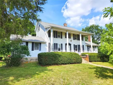 1040 Rakestraw Rd, Cedarville, OH 45314