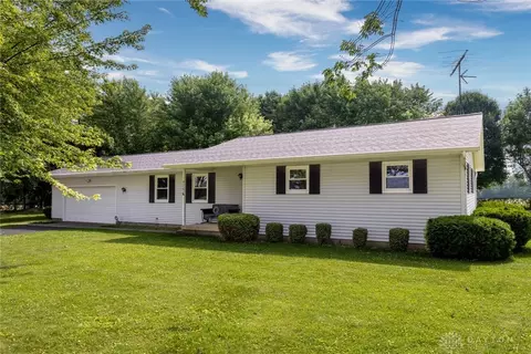9761 Conrad Rd, Saint Paris, OH 43072