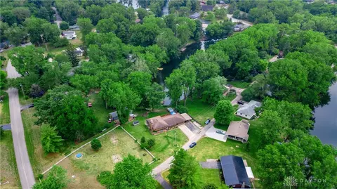 1119 Lakeview Dr, Greenville, OH 45331