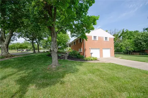 855 E David Rd, Dayton, OH 45429 photo 4