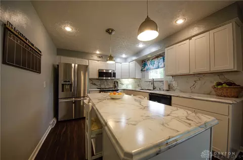 855 E David Rd, Dayton, OH 45429 photo 18