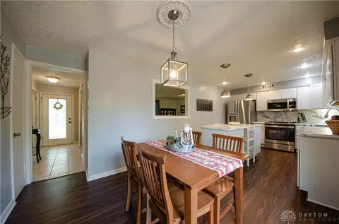 855 E David Rd, Dayton, OH 45429 photo 17