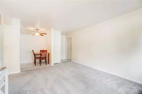 5625 E Coach Dr #H, Kettering, OH 45440 photo 7