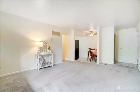 5625 E Coach Dr #H, Kettering, OH 45440 photo 6