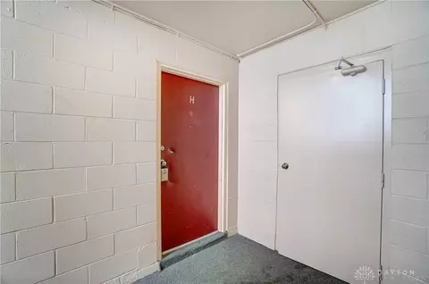 5625 E Coach Dr #H, Kettering, OH 45440 photo 4