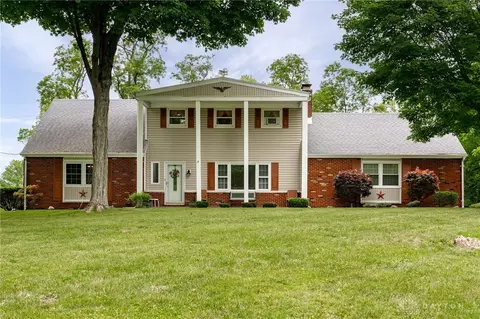4930 Bath Rd, Dayton, OH 45424