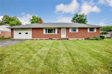407 Tionda Dr, Vandalia, OH 45377