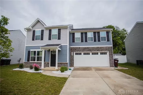 2660 Kingman Dr, Xenia, OH 45385