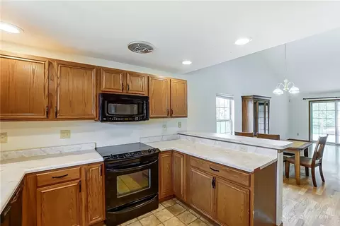 4239 Midfield St, Springfield, OH 45503 photo 13