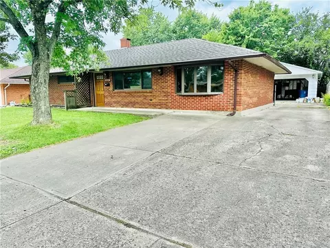 5837 Resik Dr, Dayton, OH 45424