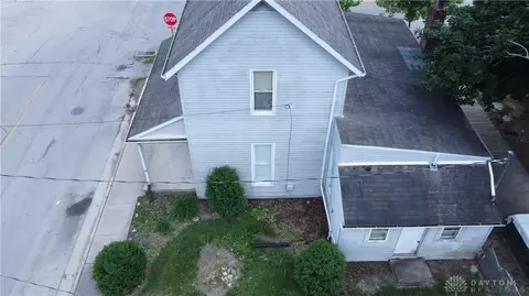 592 Pearl St, Ithaca, OH 45304 photo 5