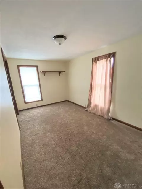 592 Pearl St, Ithaca, OH 45304 photo 29