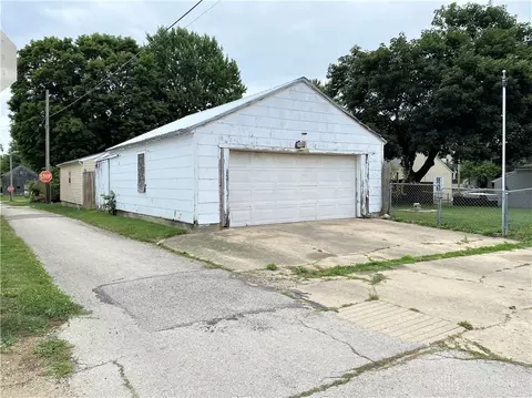 592 Pearl St, Ithaca, OH 45304 photo 12