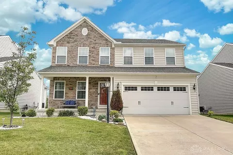 2844 Ridge View Ct, Xenia, OH 45385