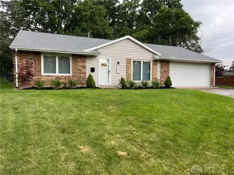 603 Rolice Ct, Englewood, OH 45322