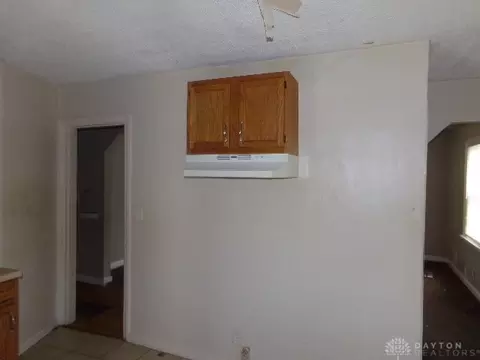 1790 Ashbrook Dr, Cincinnati, OH 45238 photo 7