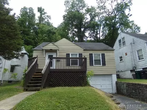 1790 Ashbrook Dr, Cincinnati, OH 45238