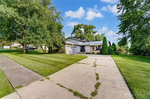6010 Bendel Dr, Monroe, OH 45050 photo 2
