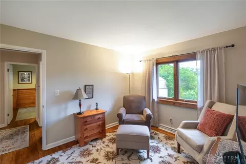 1041 Greenridge Dr, Kettering, OH 45429 photo 8