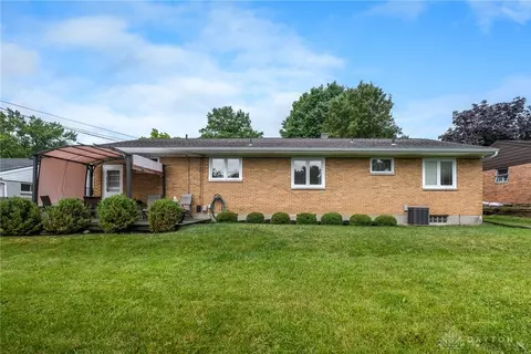 1041 Greenridge Dr, Kettering, OH 45429 photo 22